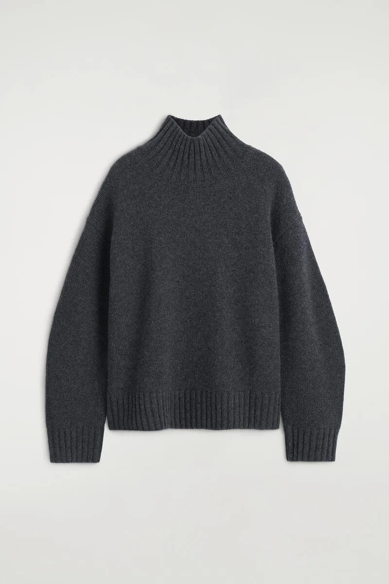 Chunky Cashmere Mock-Neck Sweater by COS