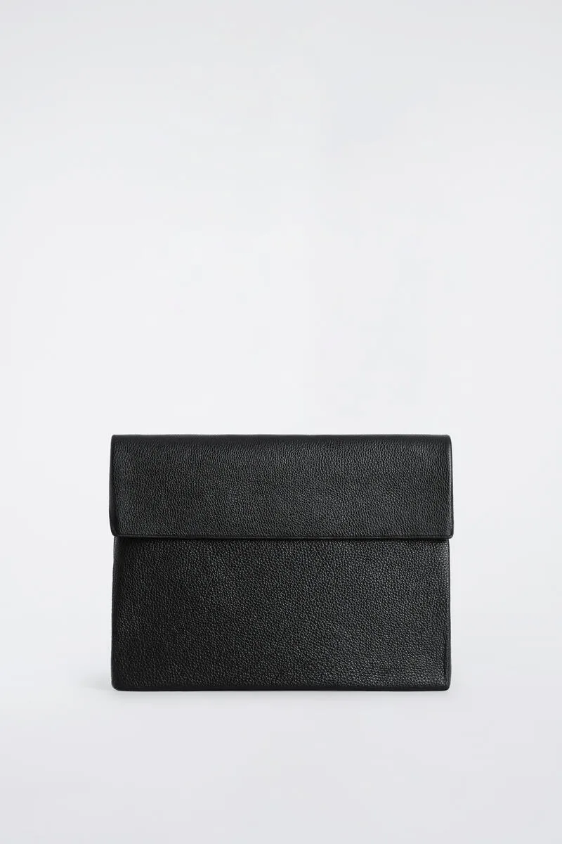 Envelope Laptop Sleeve - Grained Leather by COS