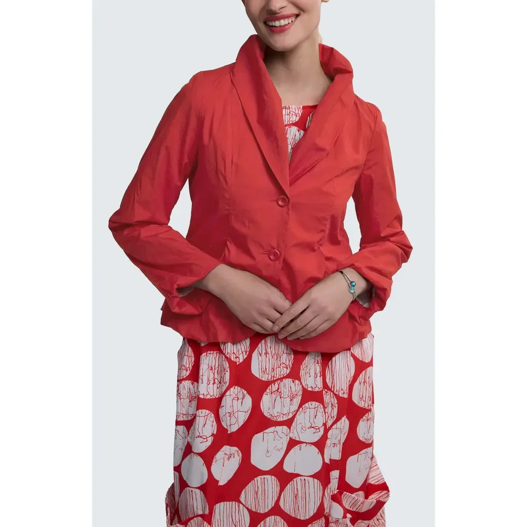Dorelle Solid Balloon Jacket by LUUKAA