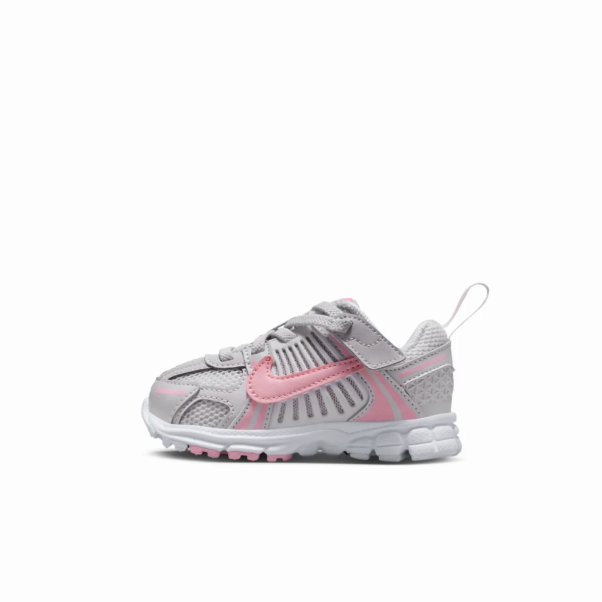 Vomero 5 Shoes by Nike