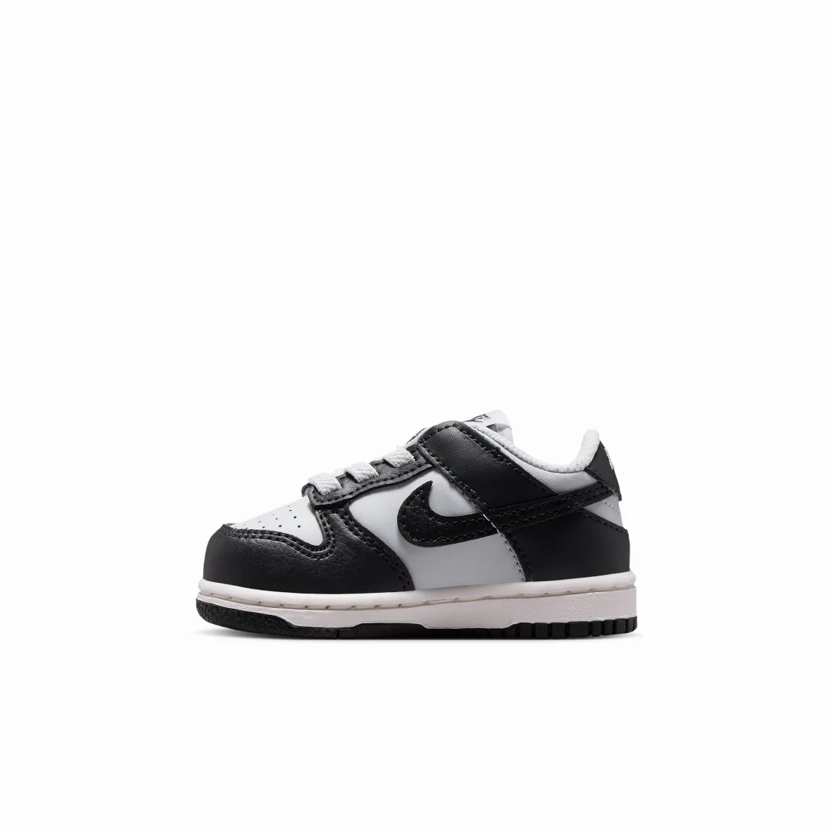 Dunk Low Shoes by Nike