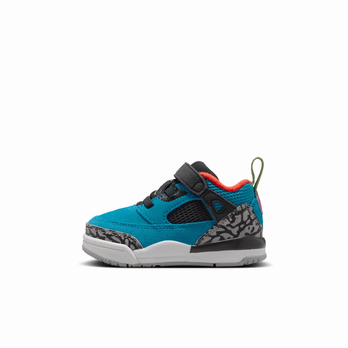 Spizike Low Shoes by Jordan