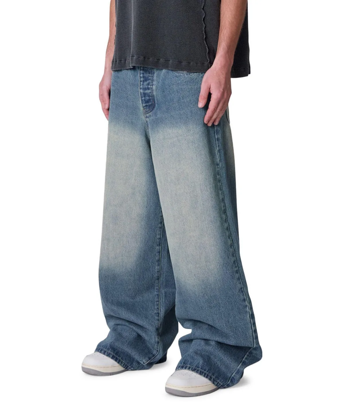 Rave Washed Jeans by Mnml