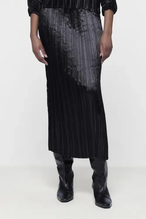 Fitted Plisse Skirt by Leem