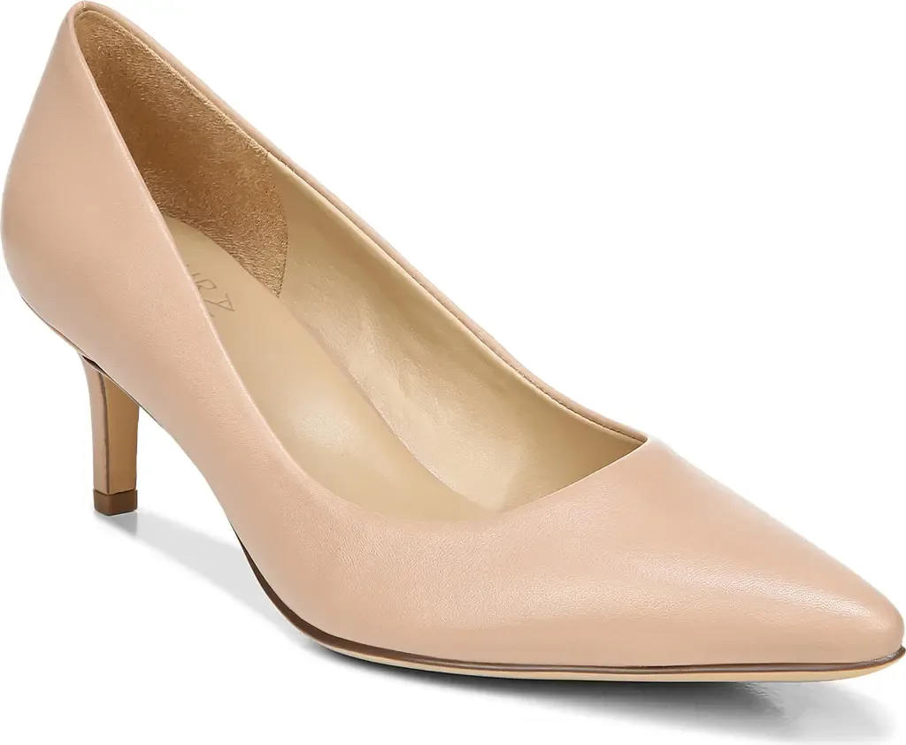 Everly Pump
