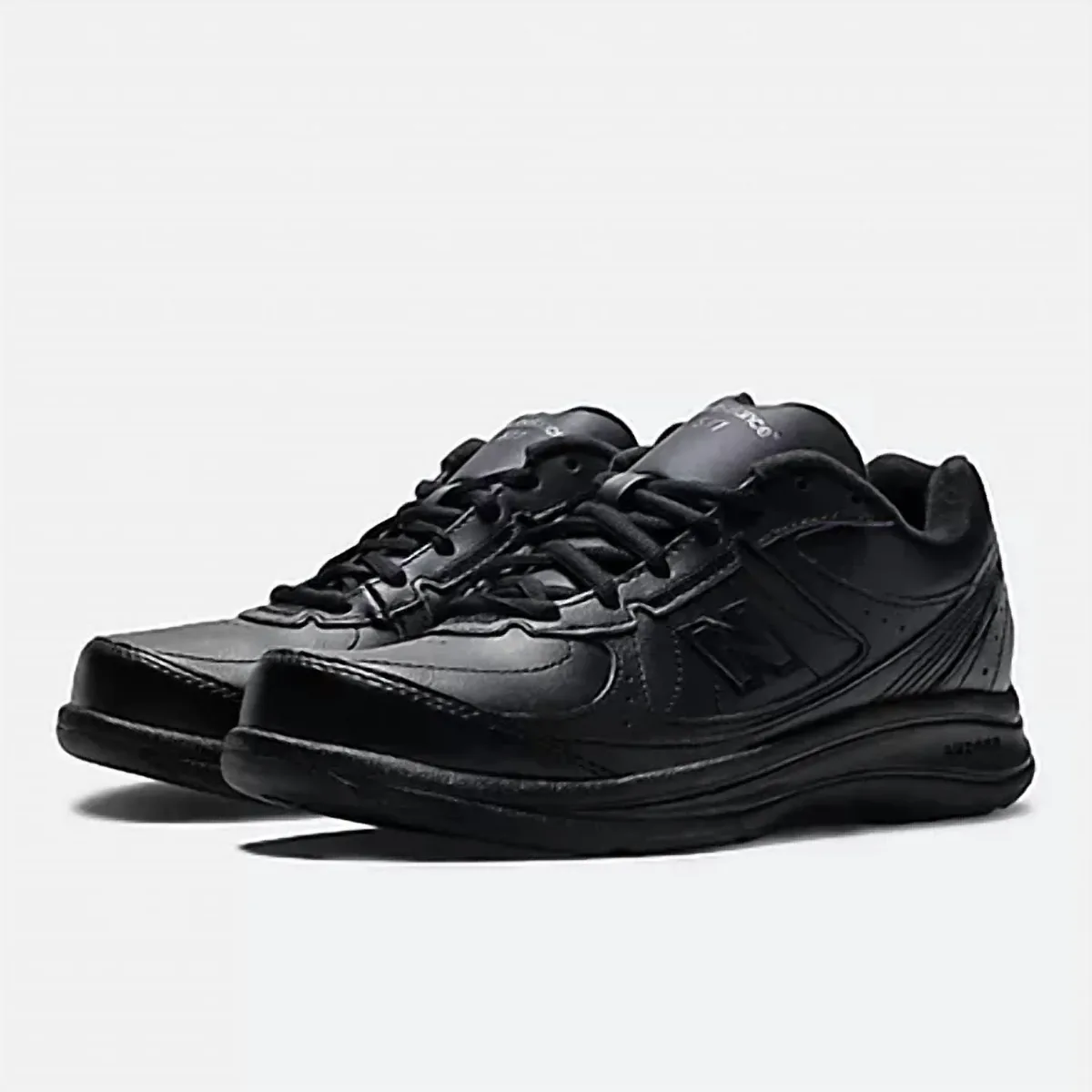 577V1 Shoes by New Balance
