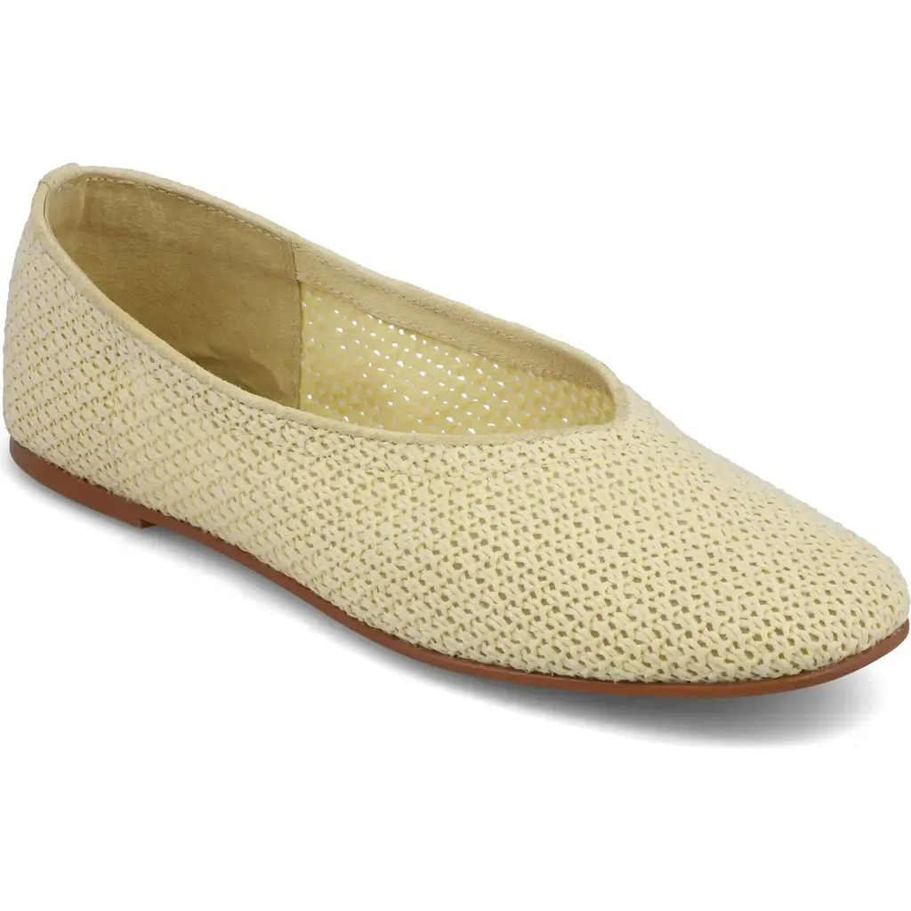 Kinsley Flat by MIA Limited Edition