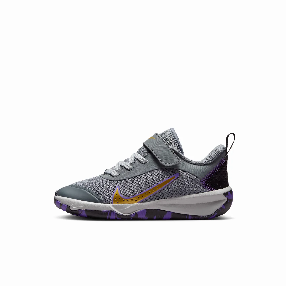 Omni Multi-Court Shoes by Nike