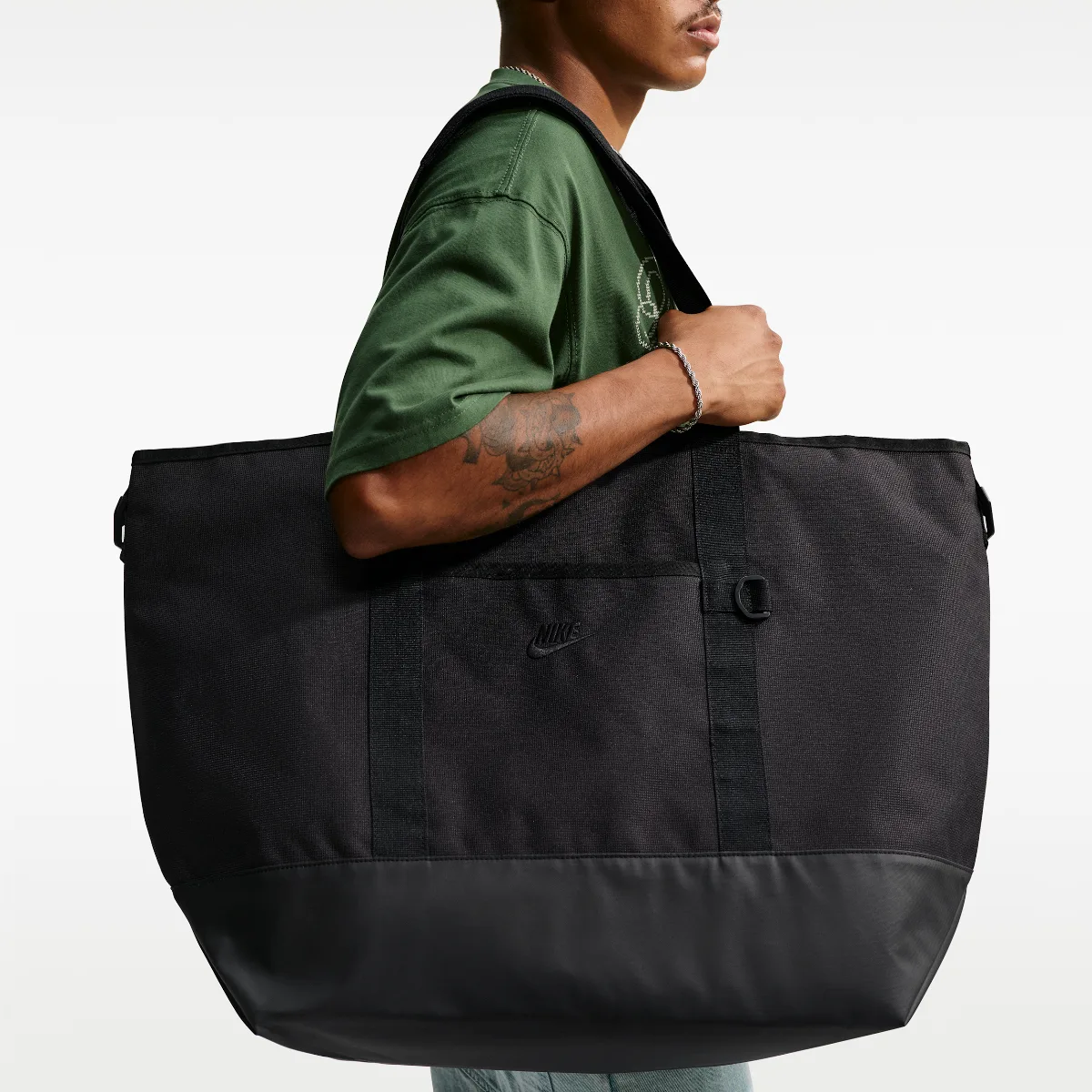 Heritage Eugene Tote Bag (63L) by Nike