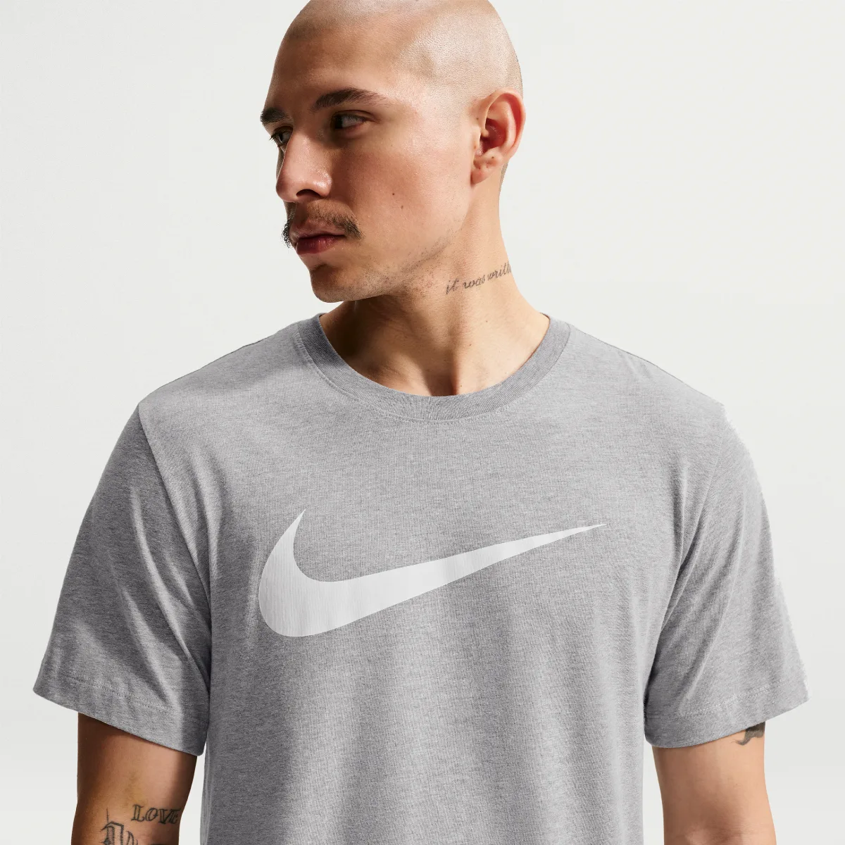 Sportswear Swoosh T-Shirt by Nike