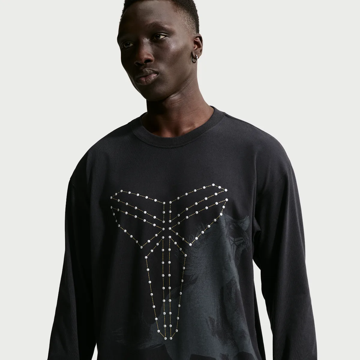 Kobe Dri-FIT Long-Sleeve Basketball T-Shirt by Nike
