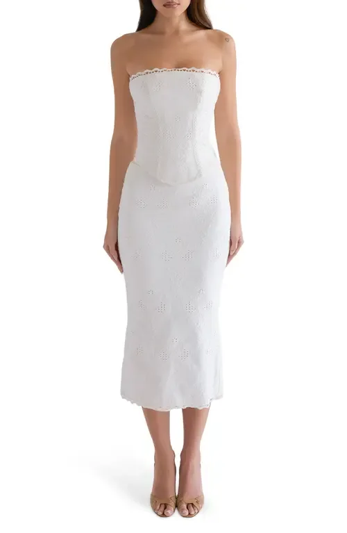 Antonie Cotton Broderie Anglaise Skirt by HOUSE OF CB