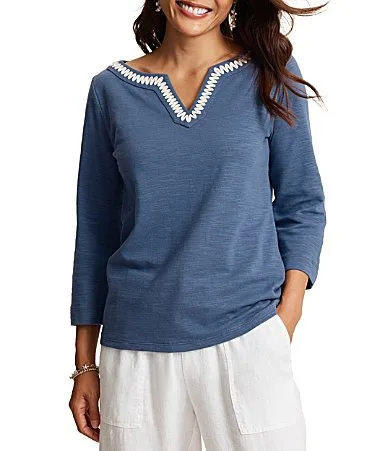 Ashby Rib Knit Split V-Neck Long Sleeve Tunic by Tommy Bahama