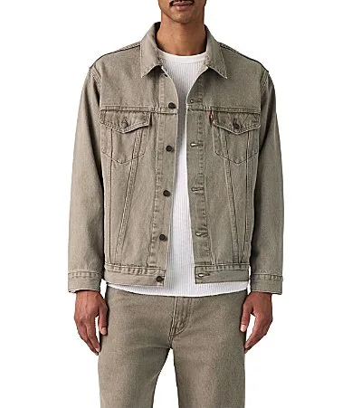 Flap Pocket Relaxed Fit Trucker Jacket by Levi's