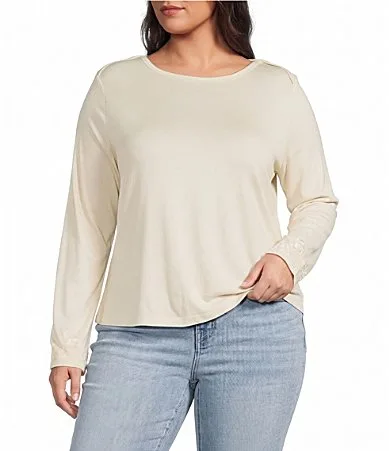 Knit Scoop Neck Long Sleeve Lace Trim Top by City Blues