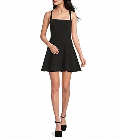 Crepe Square Neck Lace Up Back Dress by Dear Moon