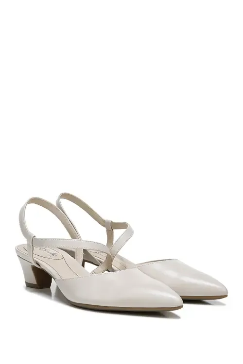 Minimalist Pointed Toe Pump by LifeStride