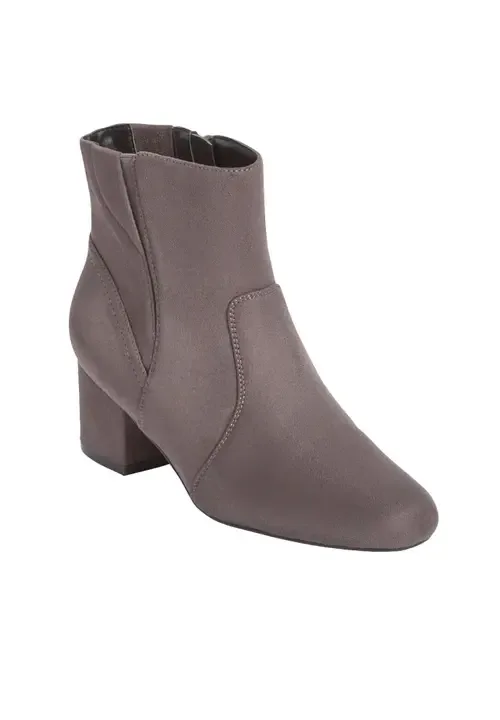 The Robin Bootie