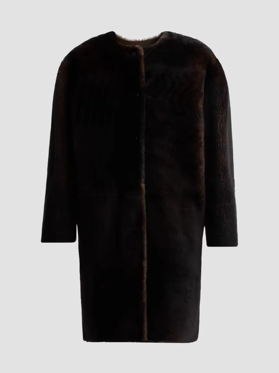 Elba Oval-Shaped Shearling Coat by Loulou de Saison