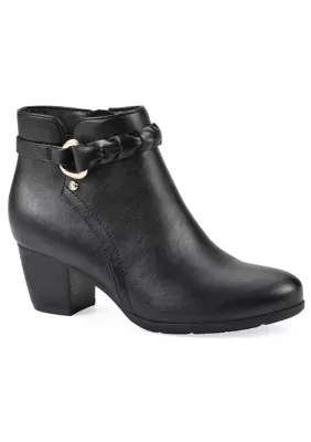 Cliffs by White Mountain Anslie Bootie - Wide Width