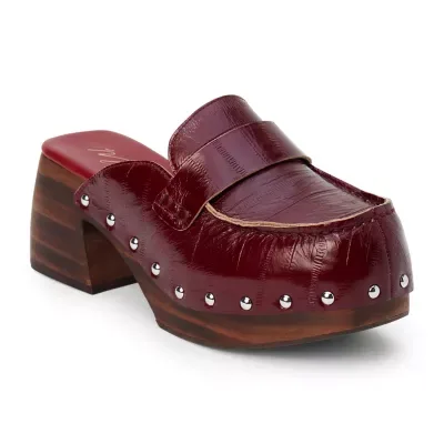 Reyes Clogs by Matisse