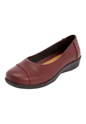 The Gab Faux Leather Slip on Flat