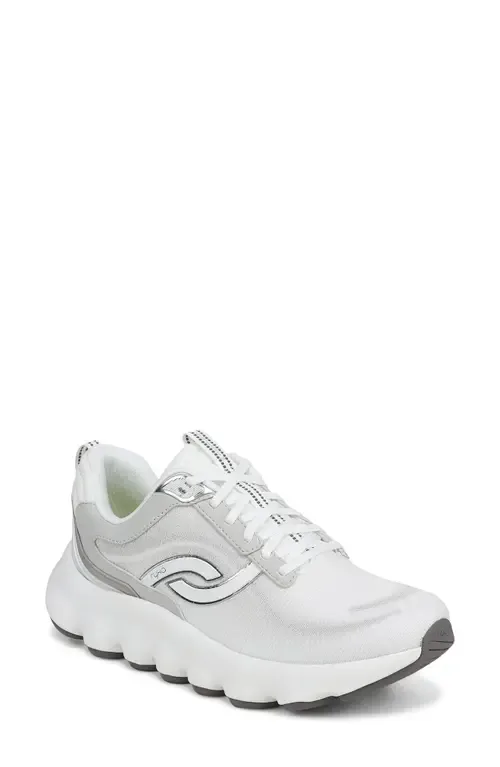 Podflow 2 Walking Sneaker by Rykä