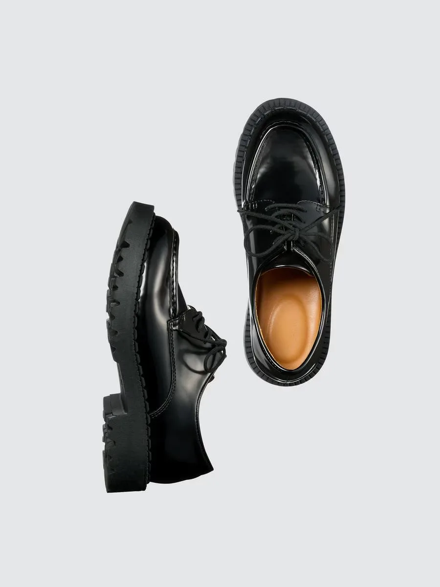 Lace Up Shoes by Uniqlo