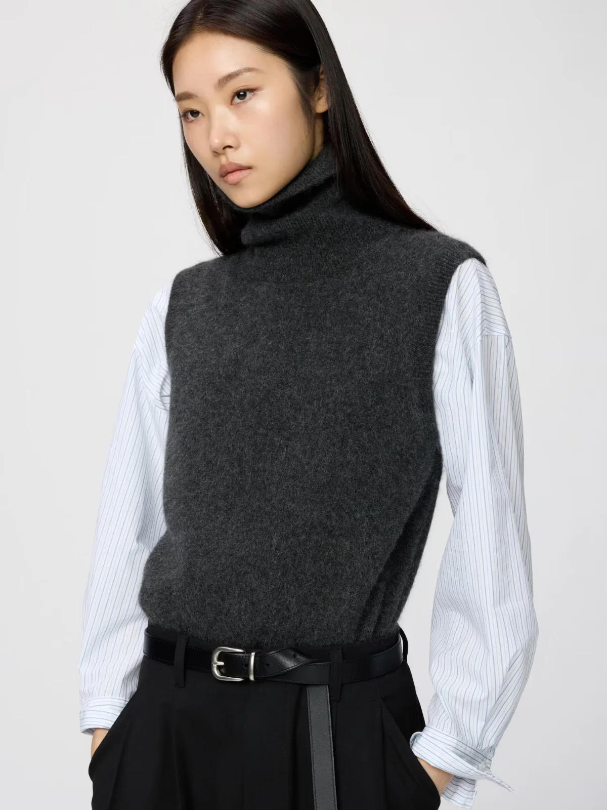 Fluffy Cashmere Vest by Uniqlo