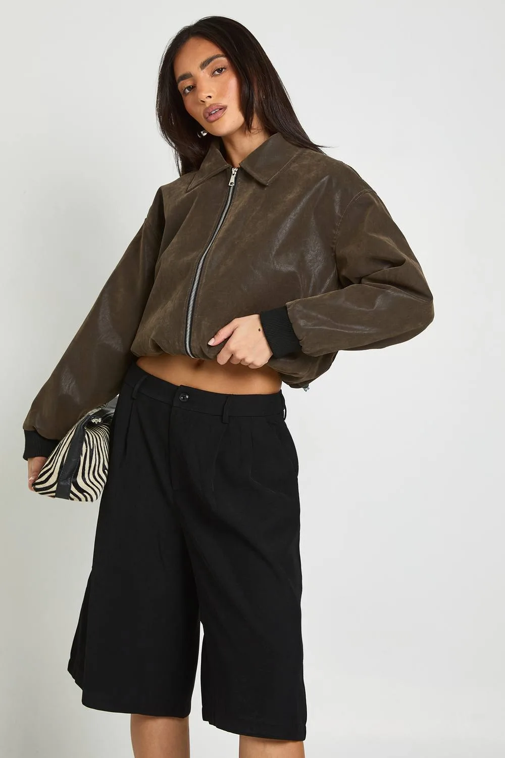 Boxer Front Pleated Tailored Jort by boohoo