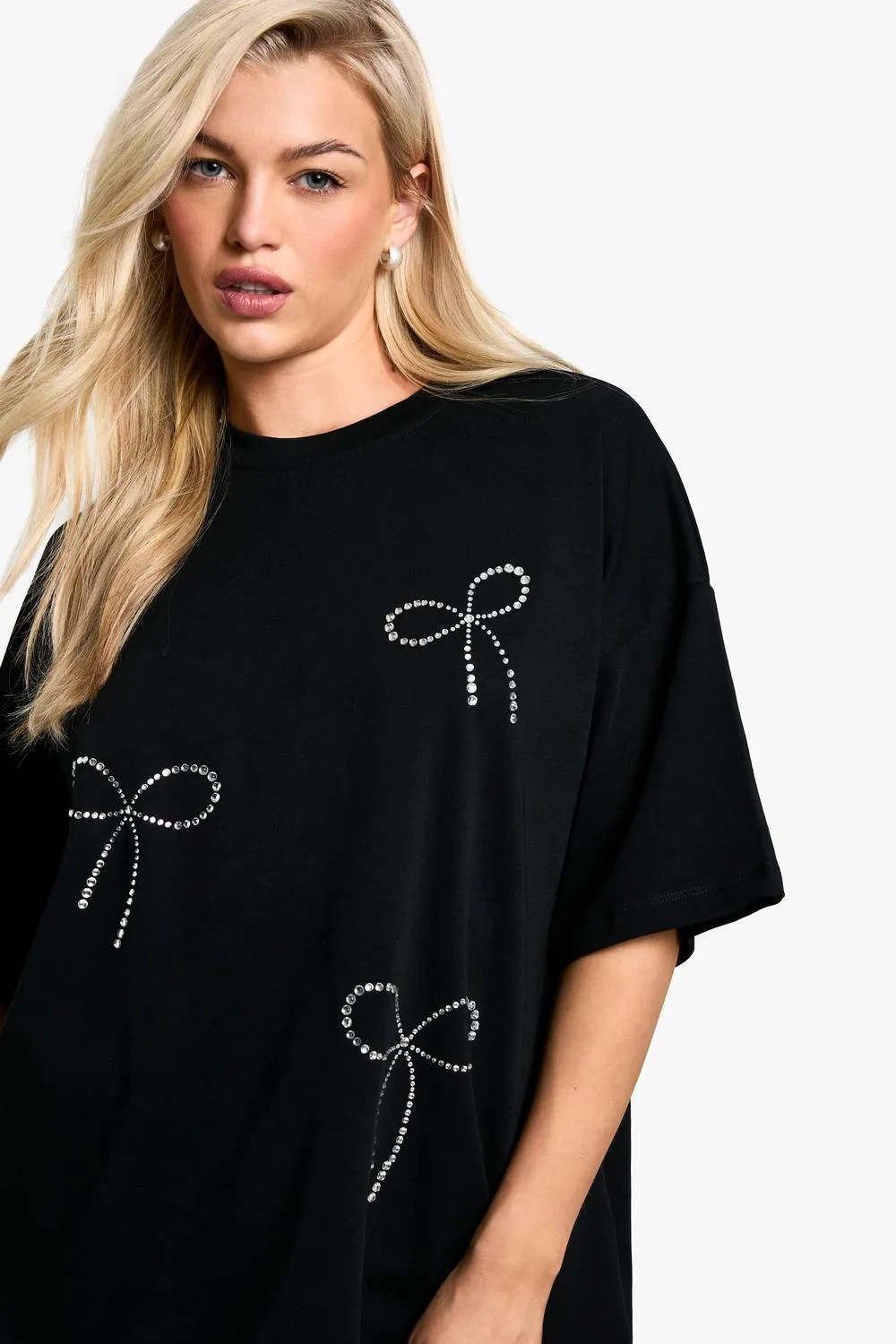 Hotfix Bow Oversized T-Shirt by boohoo