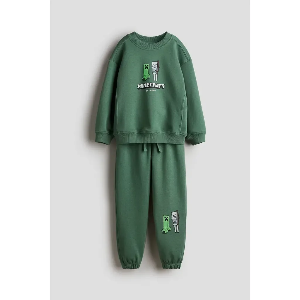 2-Piece Sweatshirt and Joggers Set by H&M