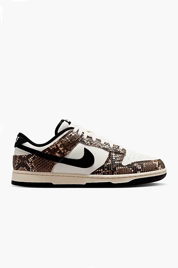 Dunk Low Retro Sneakers by Nike
