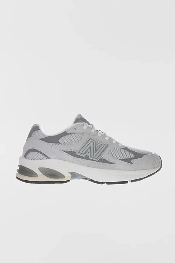 2010 Sneakers by New Balance