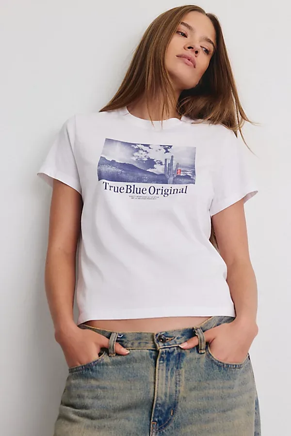Graphic Logo Favorite Short Sleeve Tee by Levi's