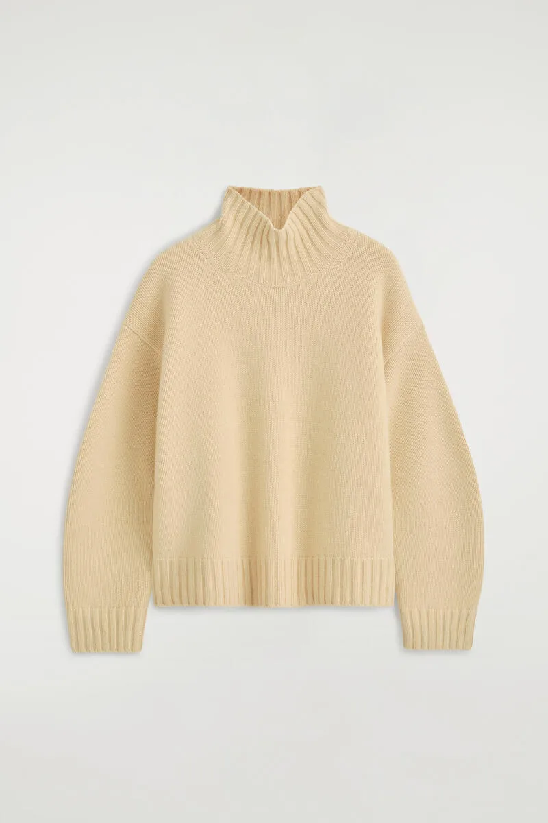 Chunky Cashmere Mock-Neck Sweater