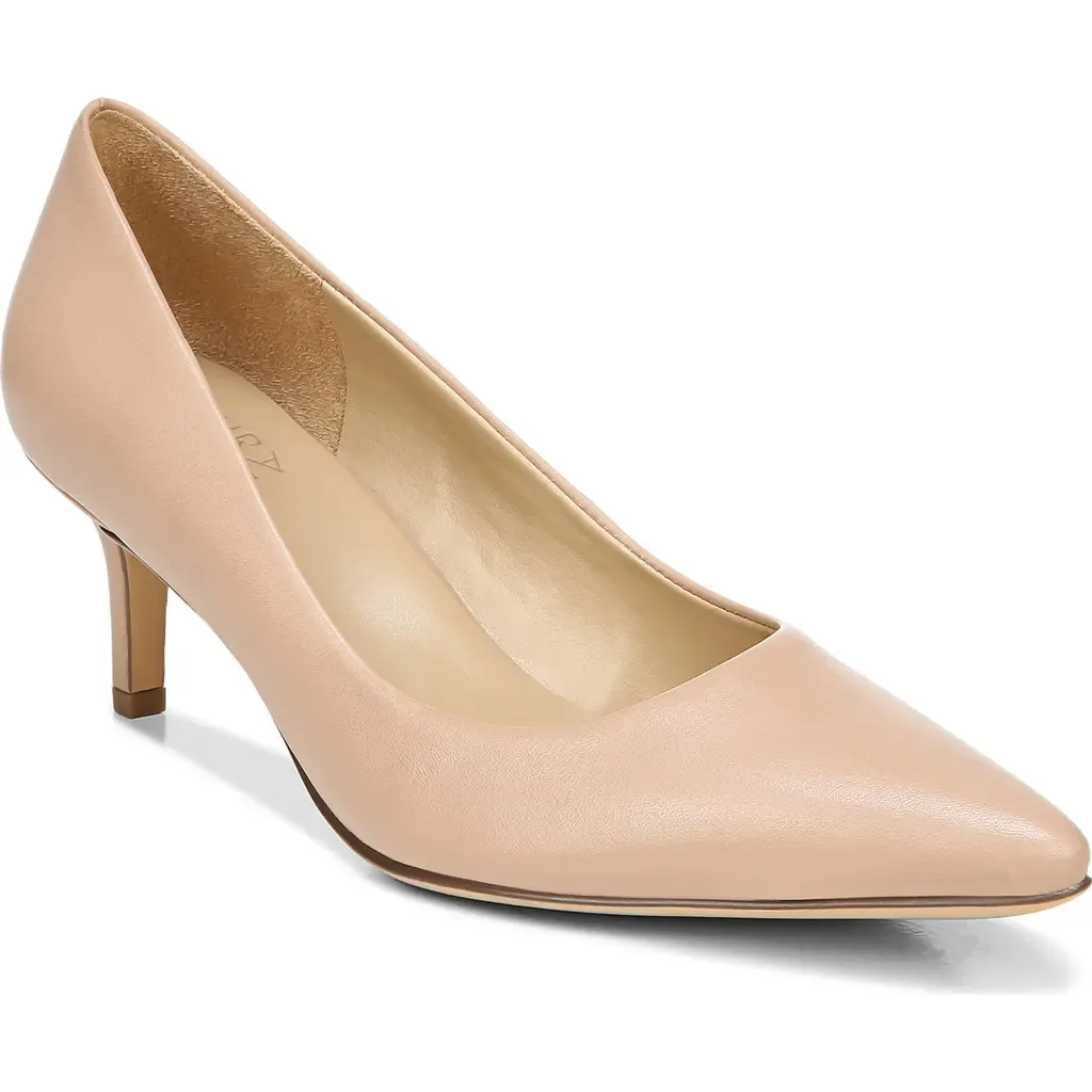 Everly Pump by Naturalizer