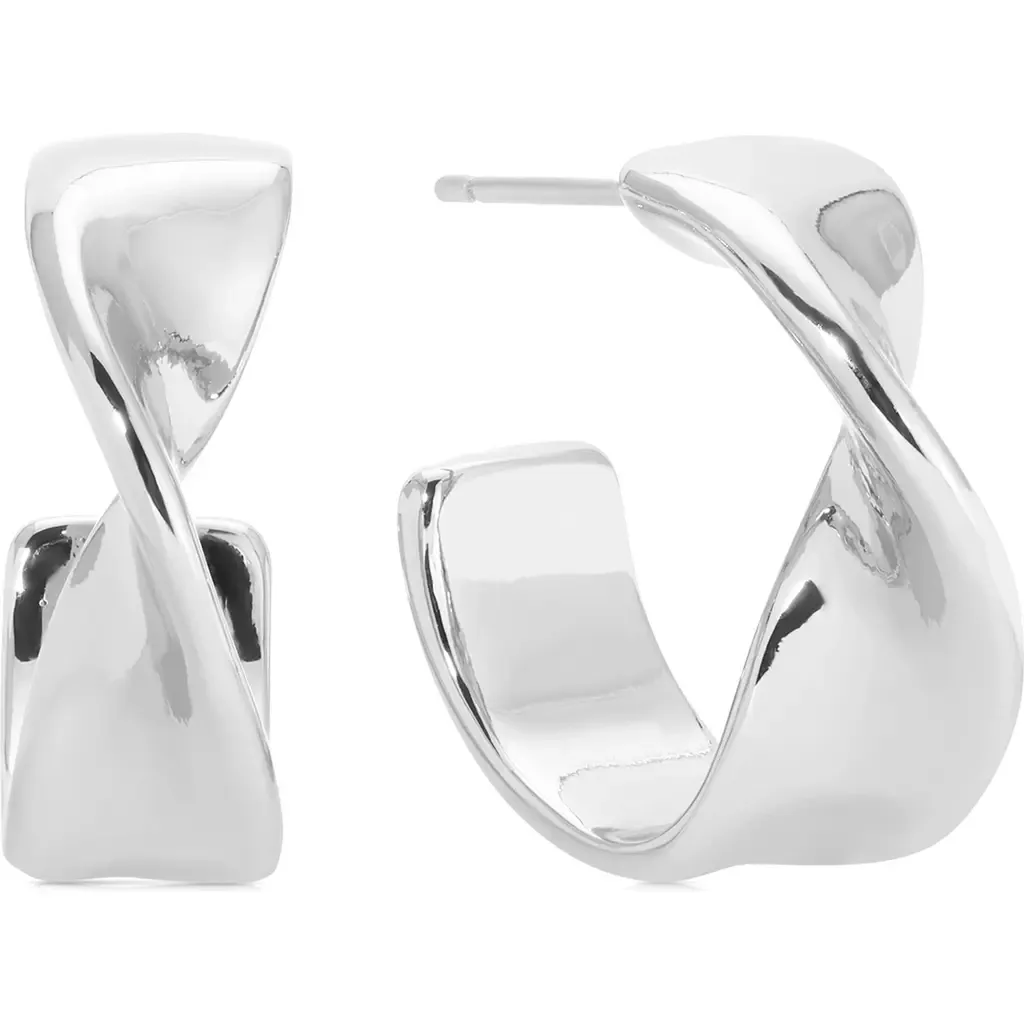 Heirloom Small Hoop Earrings by Ettika