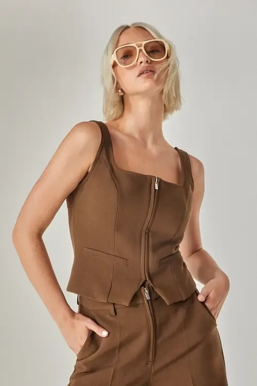 Zip Front Sleeveless Tailored Top by NASTY GAL