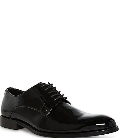 Daedric Plain Toe Oxfords by Steve Madden