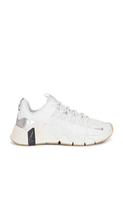 Nike Free Metcon 7 Sneaker by Nike
