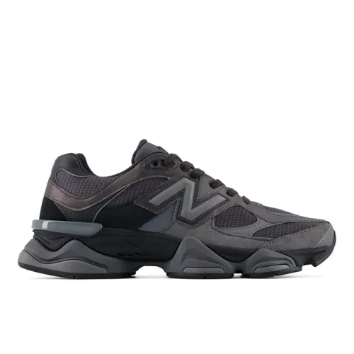 9060 Sneakers by New Balance