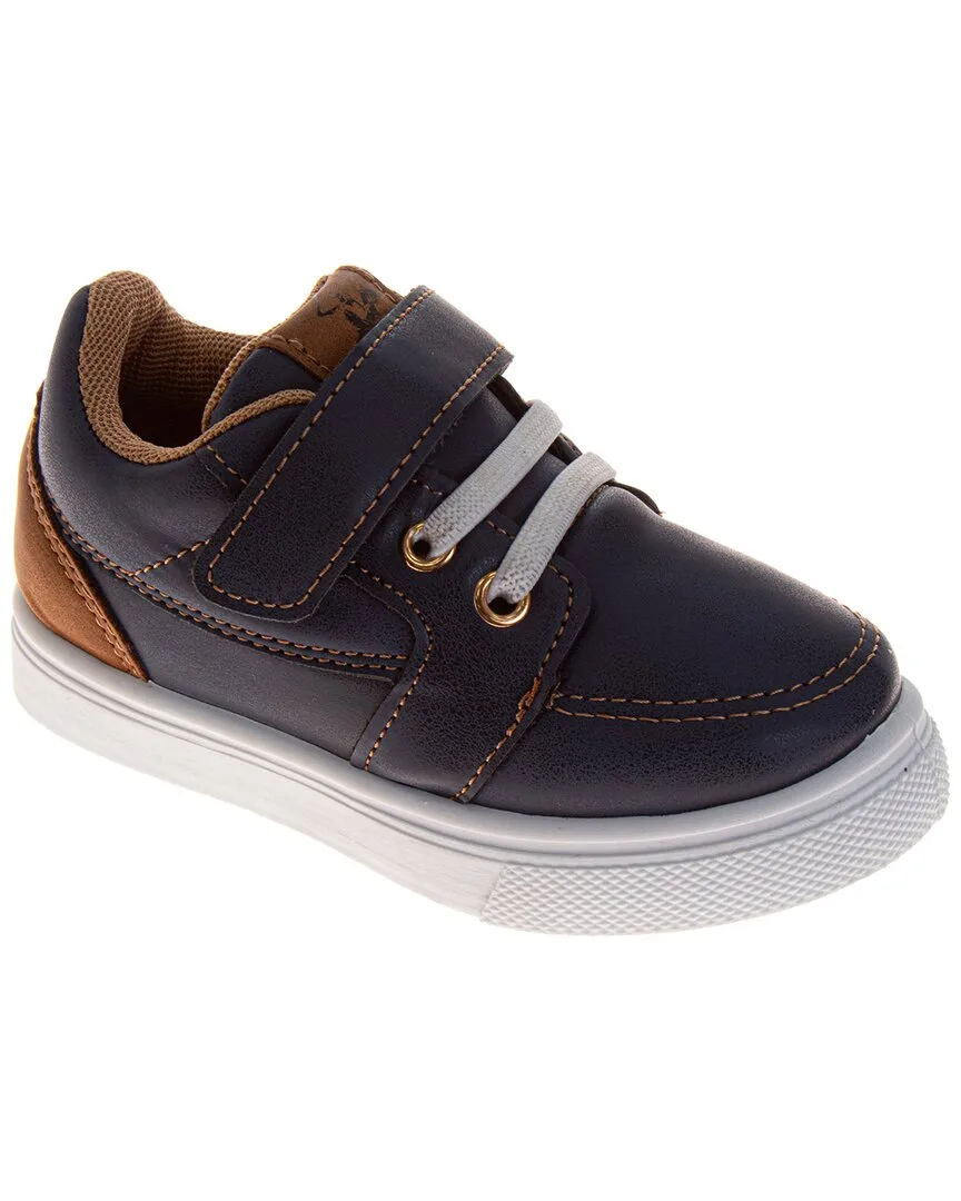Casual Sneaker by Josmo