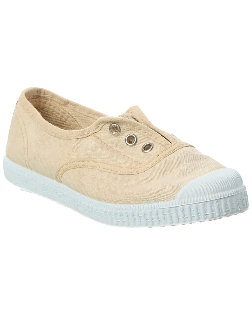 Canvas Sneaker by Cienta