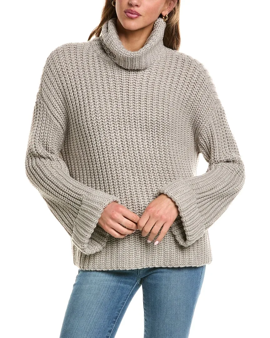 Vida Turtleneck Shaker Pullover by 525 America