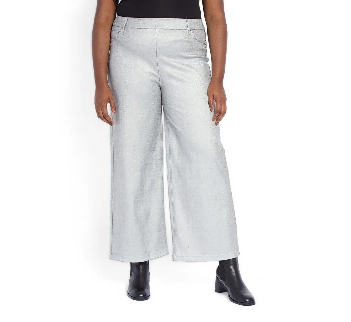 Coated Wide-Leg Denim Curvy by Lysse