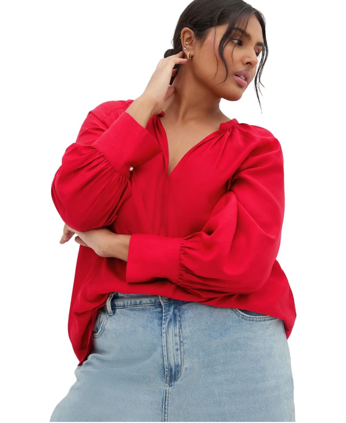 Felicity Relaxed V Neck Shirt by City Chic