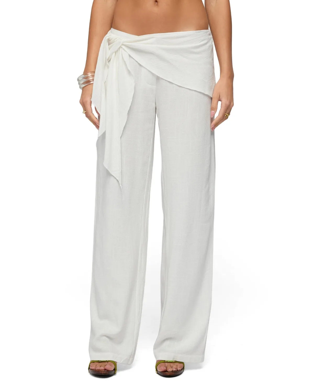 Suki Sarong Belt Low-Rise Wide-Leg Cotton-Linen Blend Pants by Edikted