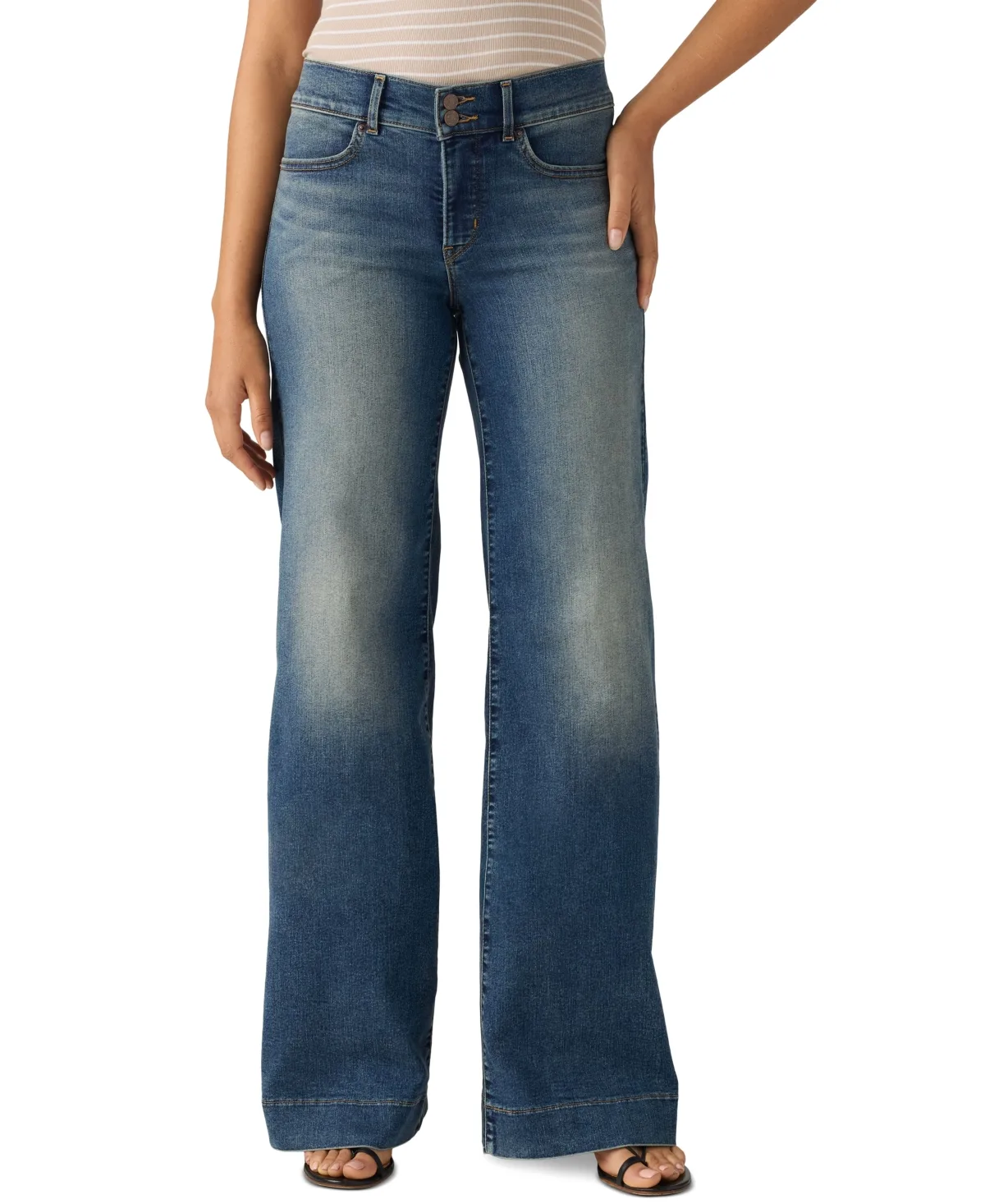 318 Mid-Rise Wide-Leg Jeans by Levi's