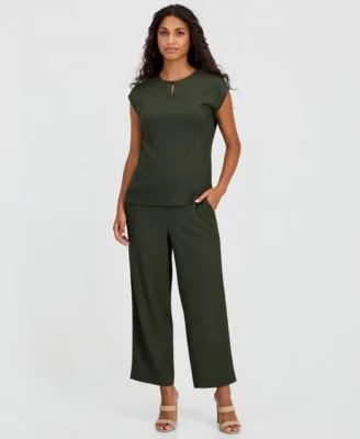 Essentials Extended Shoulder Pebble Texture Top Pebble Texture Knit Pull on Pants by Anne Klein